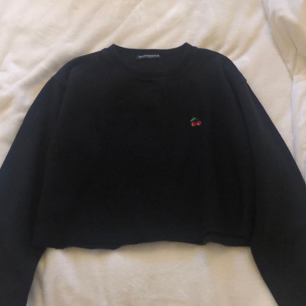 brandy black cropped crewneck